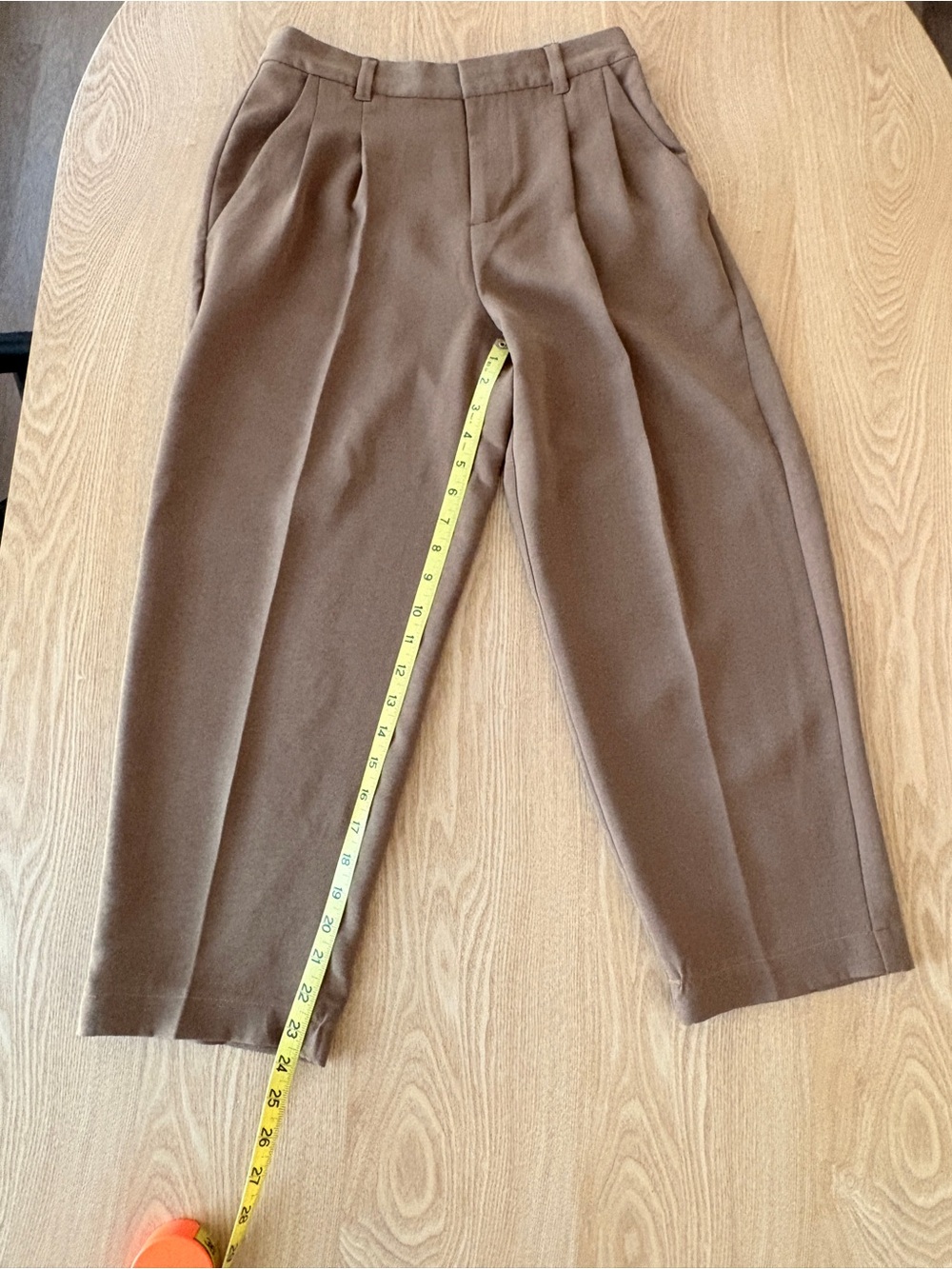 Madewell Women’s Cropped Pleated Dress Pants